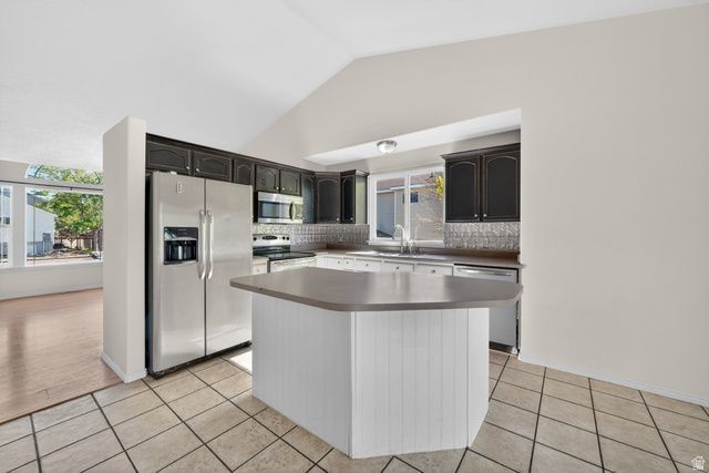 5793 W DAWN VISTA RD, West Jordan, UT 84081