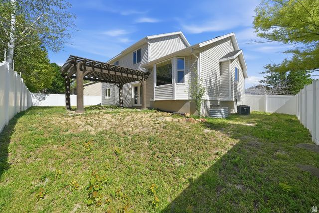 5793 W DAWN VISTA RD, West Jordan, UT 84081