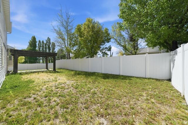 5793 W DAWN VISTA RD, West Jordan, UT 84081