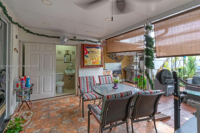 3770 W 8th Ln 27, Hialeah, FL 33012