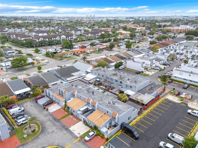 3770 W 8th Ln 27, Hialeah, FL 33012