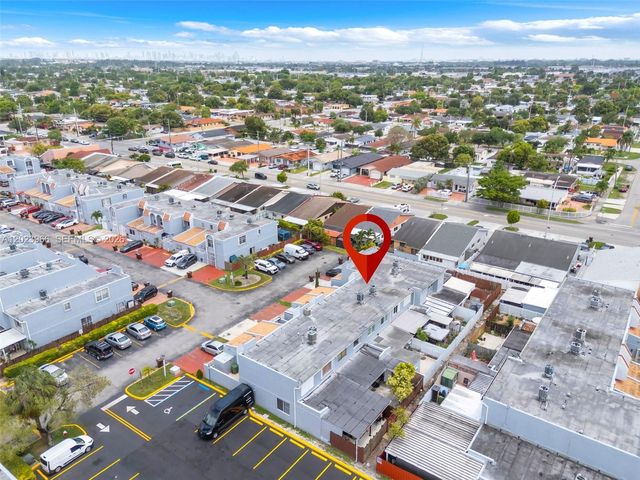 3770 W 8th Ln 27, Hialeah, FL 33012