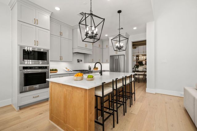 9603 Carousel Lane, Houston, TX 77080