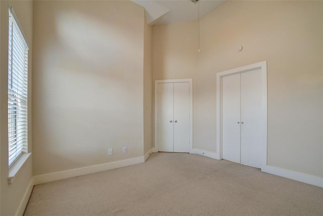 5813 Darling Street C, Houston, TX 77007