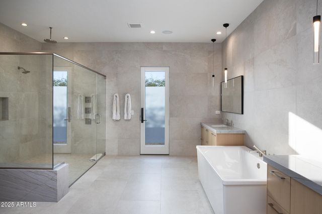 11980 E DESERT WILLOW Drive, Scottsdale, AZ 85255