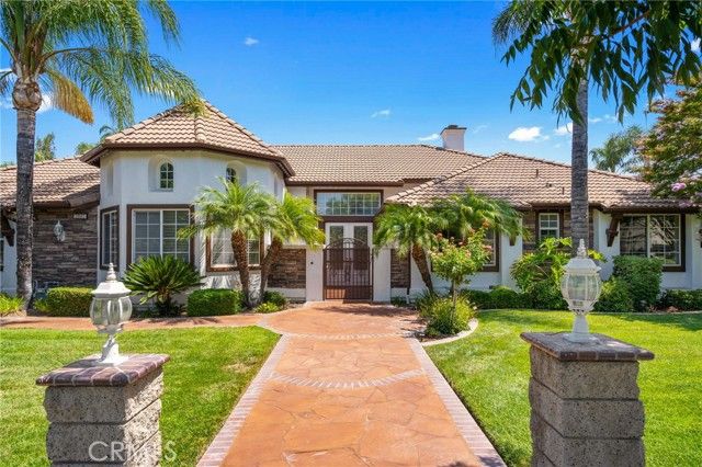 2885 Citrocado Ranch Street, Corona, CA 92881