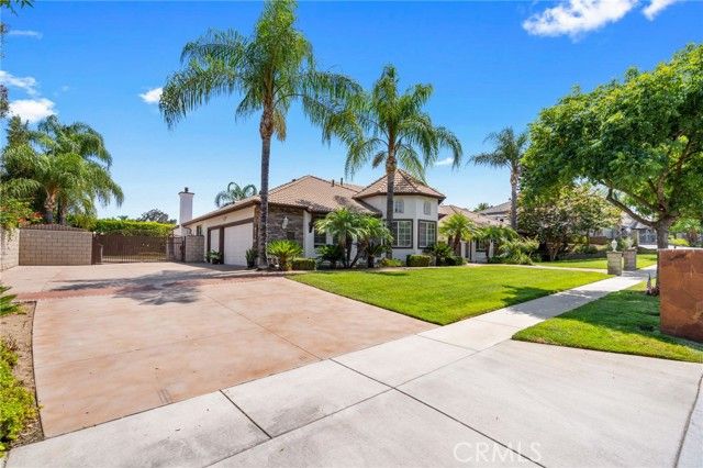 2885 Citrocado Ranch Street, Corona, CA 92881