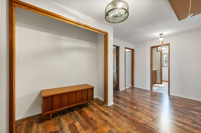 613 Mustang Trail, Granbury, TX 76049