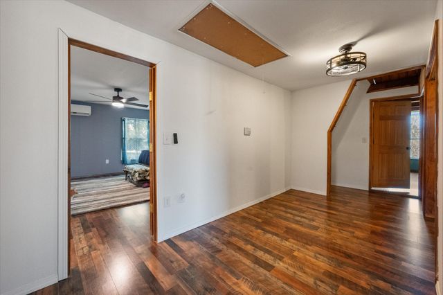 613 Mustang Trail, Granbury, TX 76049