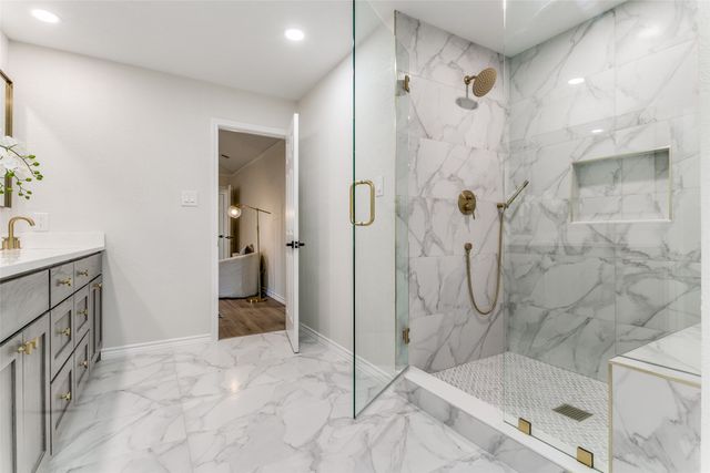 17402 Oakington Court, Dallas, TX 75252