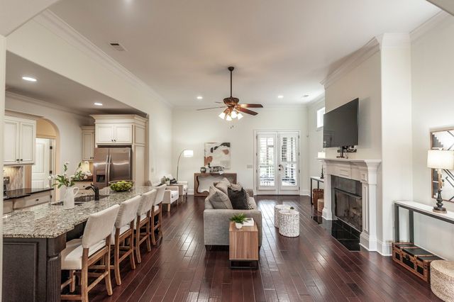 901 Fairington Pvt Way, Gallatin, TN 37066