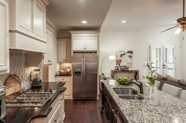 901 Fairington Pvt Way, Gallatin, TN 37066