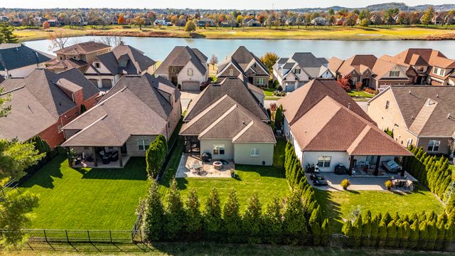 901 Fairington Pvt Way, Gallatin, TN 37066