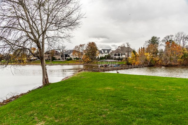 901 Fairington Pvt Way, Gallatin, TN 37066