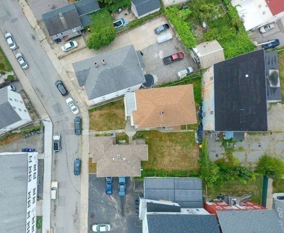 289 Fifth St, Fall River, MA 02721