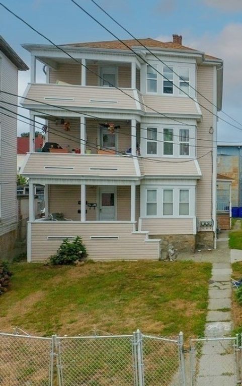 289 Fifth St, Fall River, MA 02721
