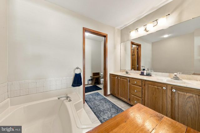 59 DIS CT, Sewell, NJ 08080
