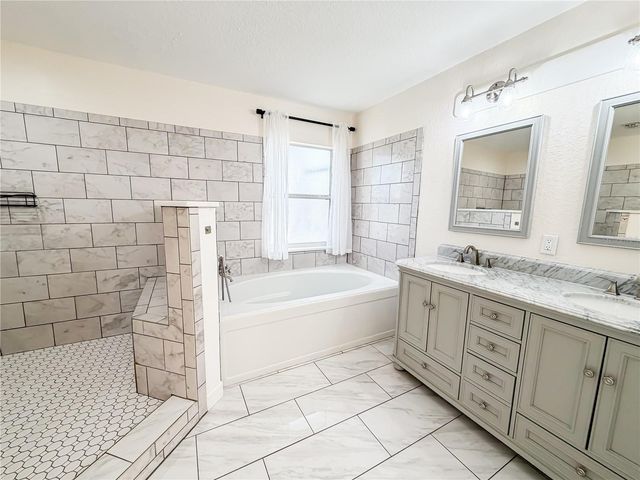 8215 WESTMONT TERRACE DRIVE, Lakeland, FL 33810