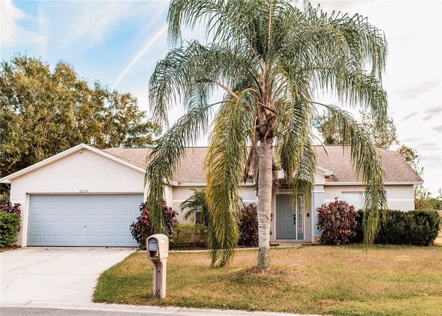 8215 WESTMONT TERRACE DRIVE, Lakeland, FL 33810