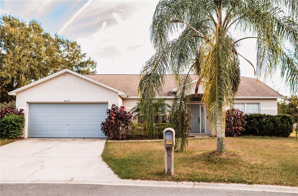 8215 WESTMONT TERRACE DRIVE, Lakeland, FL 33810