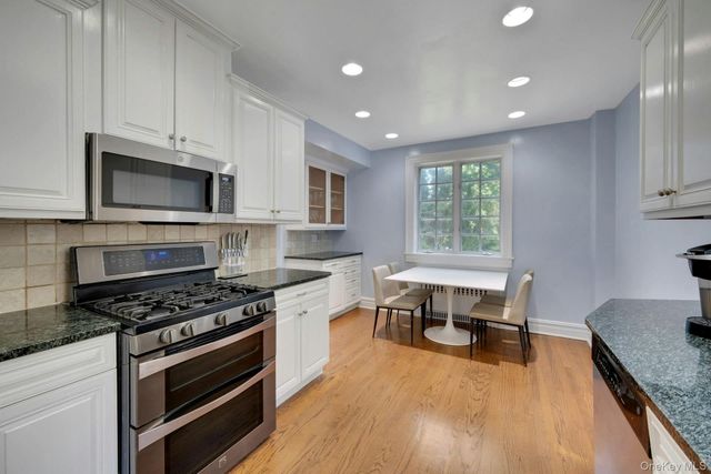 514 Esplanade, Pelham, NY 10803