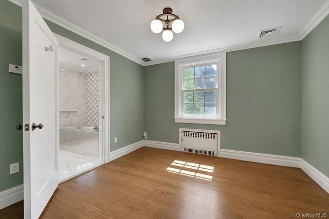 514 Esplanade, Pelham, NY 10803