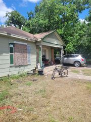 8402 Findlay Street, Houston, TX 77017