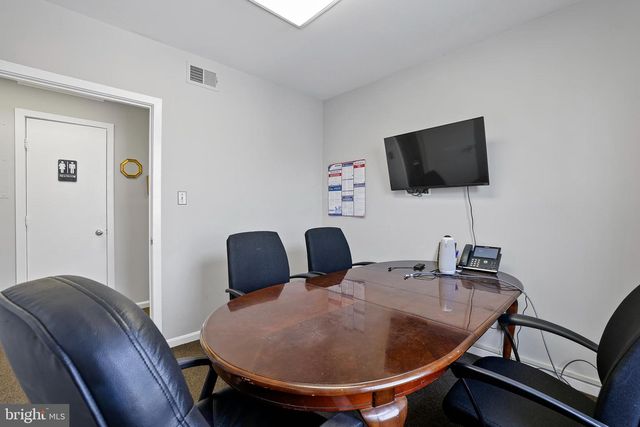 729 8TH ST SE, Washington, DC 20003