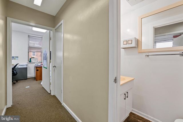 729 8TH ST SE, Washington, DC 20003