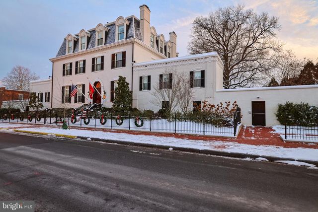 729 8TH ST SE, Washington, DC 20003