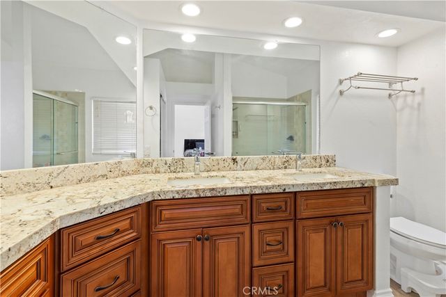 4828 Mount Abbott, Jurupa Valley, CA 92509