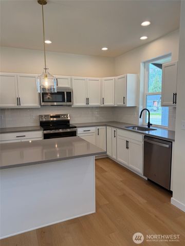 8139 Peaceful Valley Court, Maple Falls, WA 98266