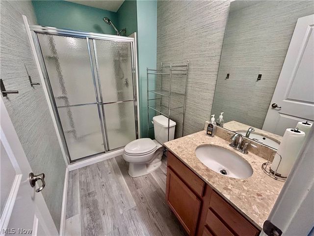 8028 Megan Meadow Drive, Hudson, OH 44236