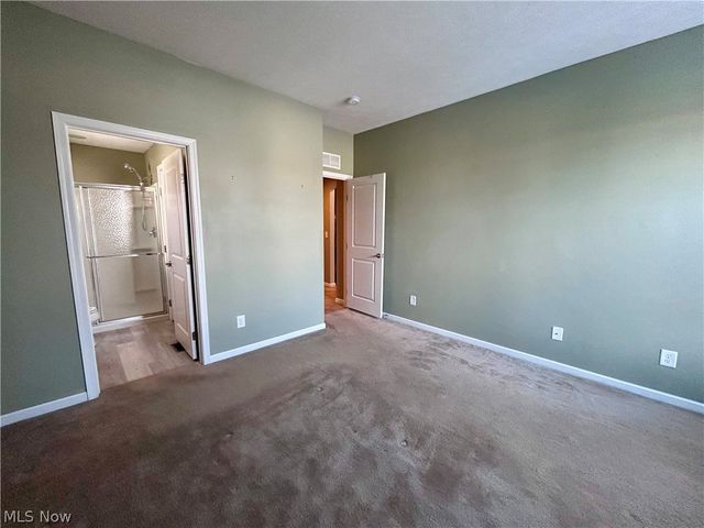 8028 Megan Meadow Drive, Hudson, OH 44236