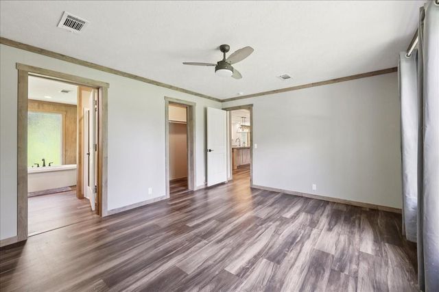 13585 Mesa Ln, Hamshire, TX 77622