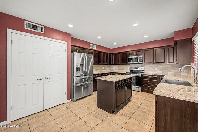 6933 W VILLA HERMOSA --, Glendale, AZ 85310