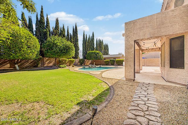 6933 W VILLA HERMOSA --, Glendale, AZ 85310