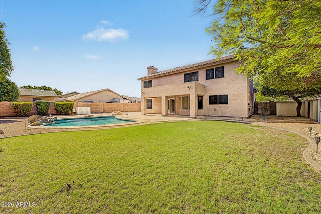 6933 W VILLA HERMOSA --, Glendale, AZ 85310