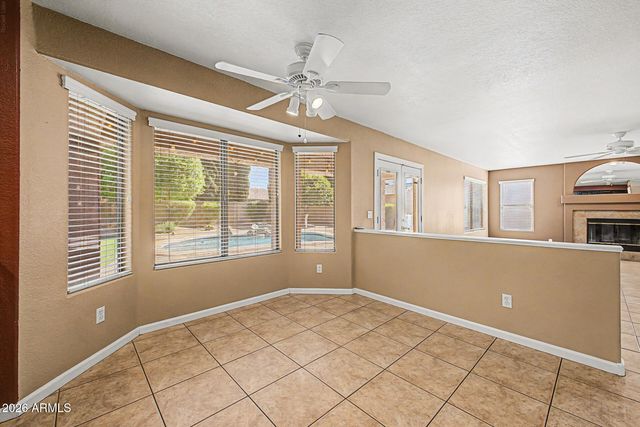 6933 W VILLA HERMOSA --, Glendale, AZ 85310