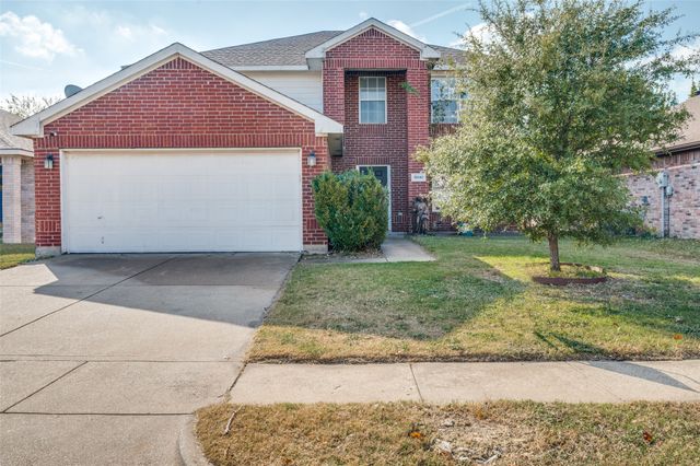 10141 Chapel Rock Drive, Fort Worth, TX 76116