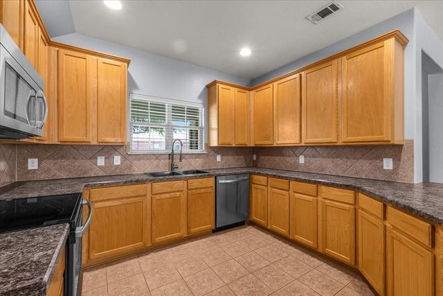 4604 Fern Valley Drive, Fort Worth, TX 76244