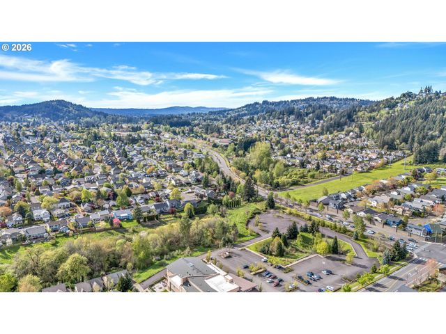 14375 Se OREGON TRAIL Dr, Clackamas, OR 97015