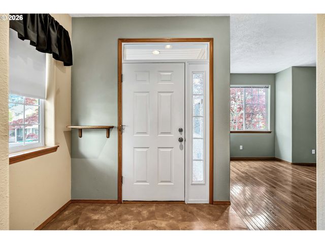 14375 Se OREGON TRAIL Dr, Clackamas, OR 97015