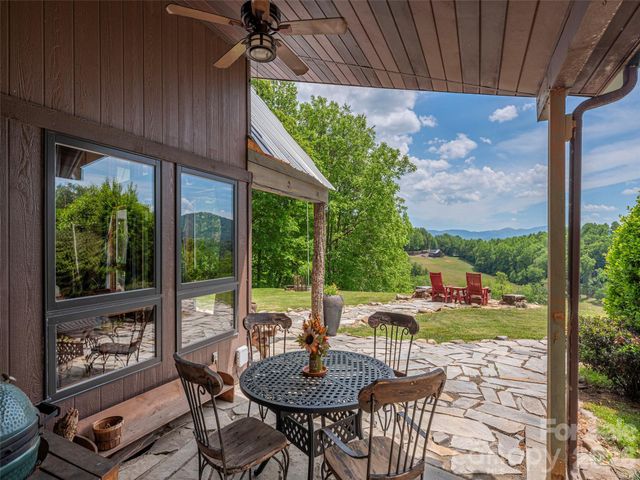 461 Ferguson Cove Loop, Clyde, NC 28721