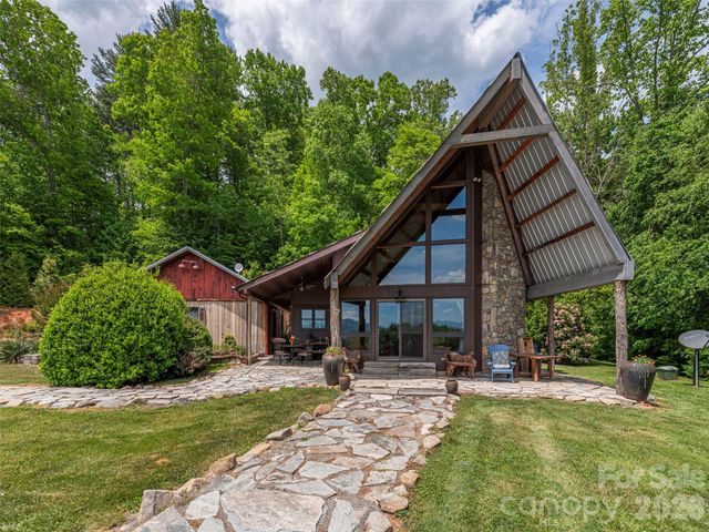 461 Ferguson Cove Loop, Clyde, NC 28721