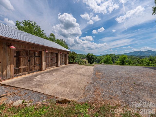461 Ferguson Cove Loop, Clyde, NC 28721