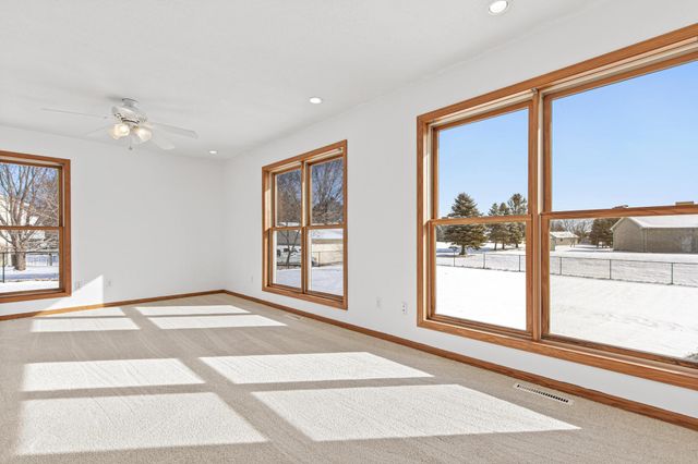 17213 Van Buren Street NE, Ham Lake, MN 55304