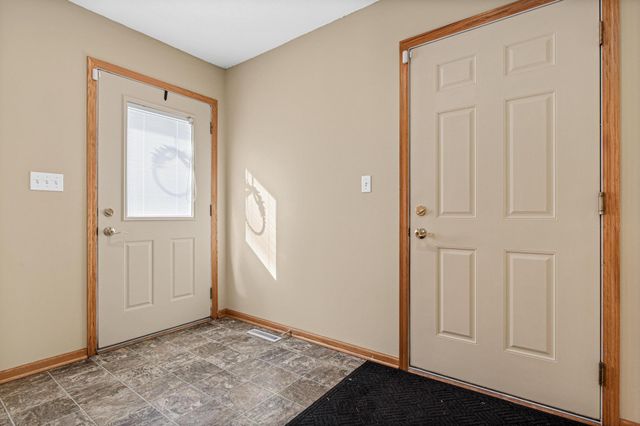 17213 Van Buren Street NE, Ham Lake, MN 55304