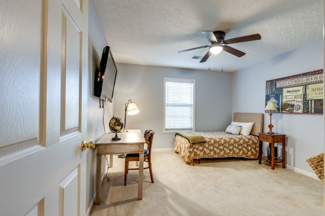 800 Browns Ln Apt A2, Gallatin, TN 37066