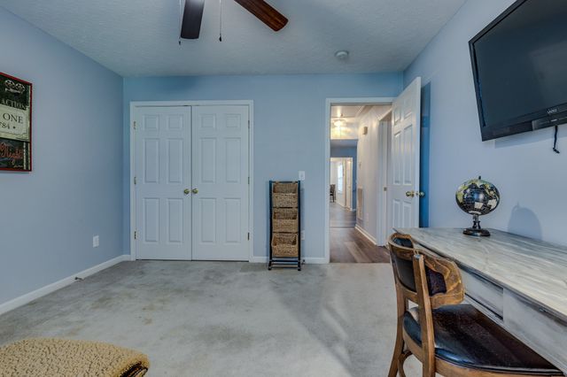 800 Browns Ln Apt A2, Gallatin, TN 37066